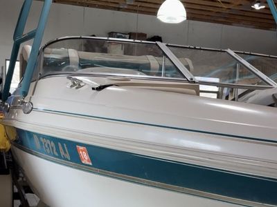 1999 Glastron GS185 Ski Boat – $8,500