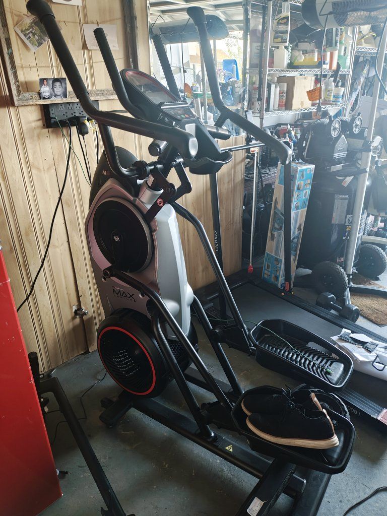 bowflex Max trainer M6