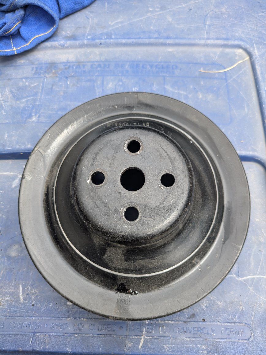 OEM GM SBC short two groove pulley 3900434AB