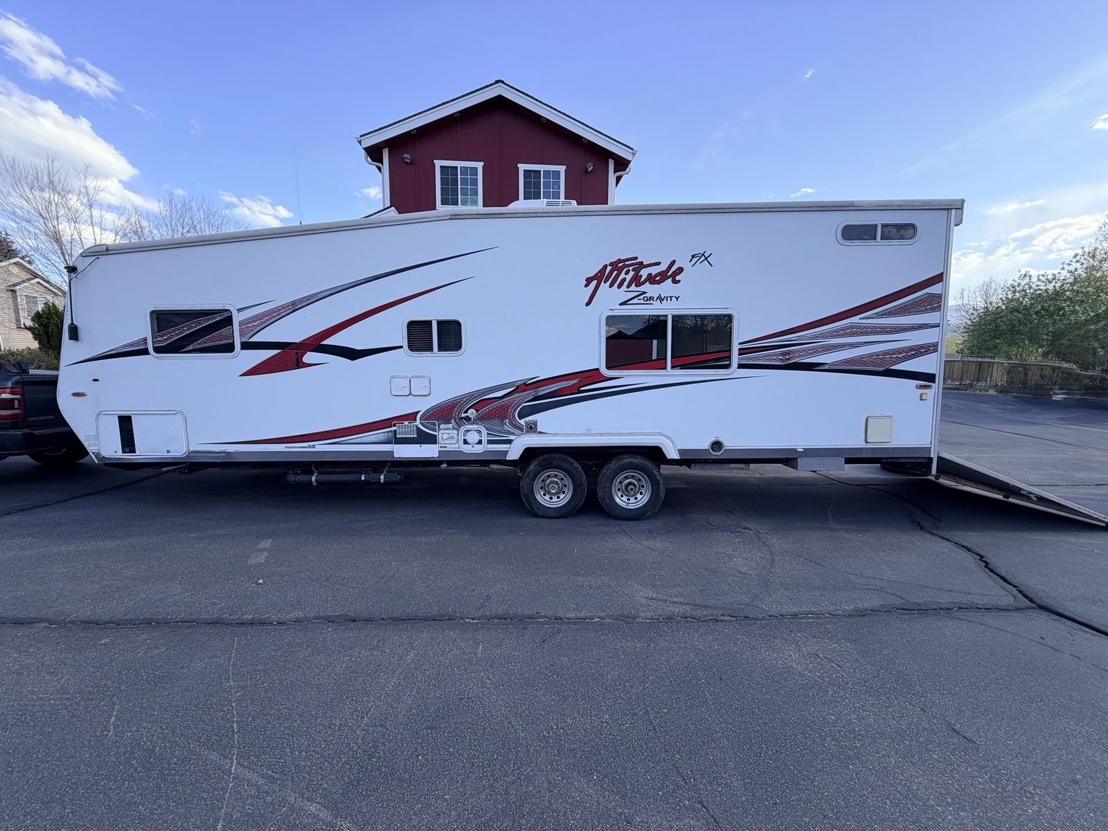 2011 Eclipse Attitude Toyhauler (sleeps 8)