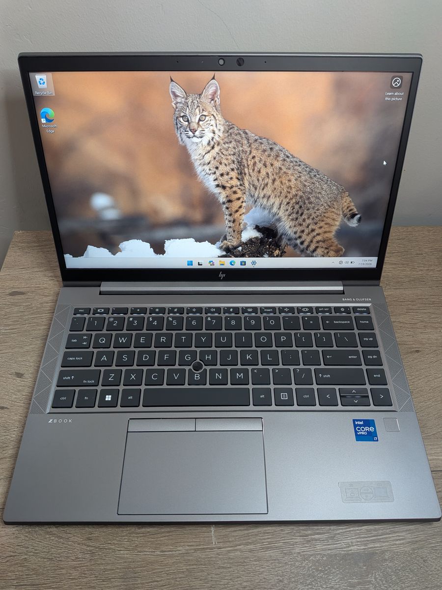 HP Firefly ZBook 14 G8
