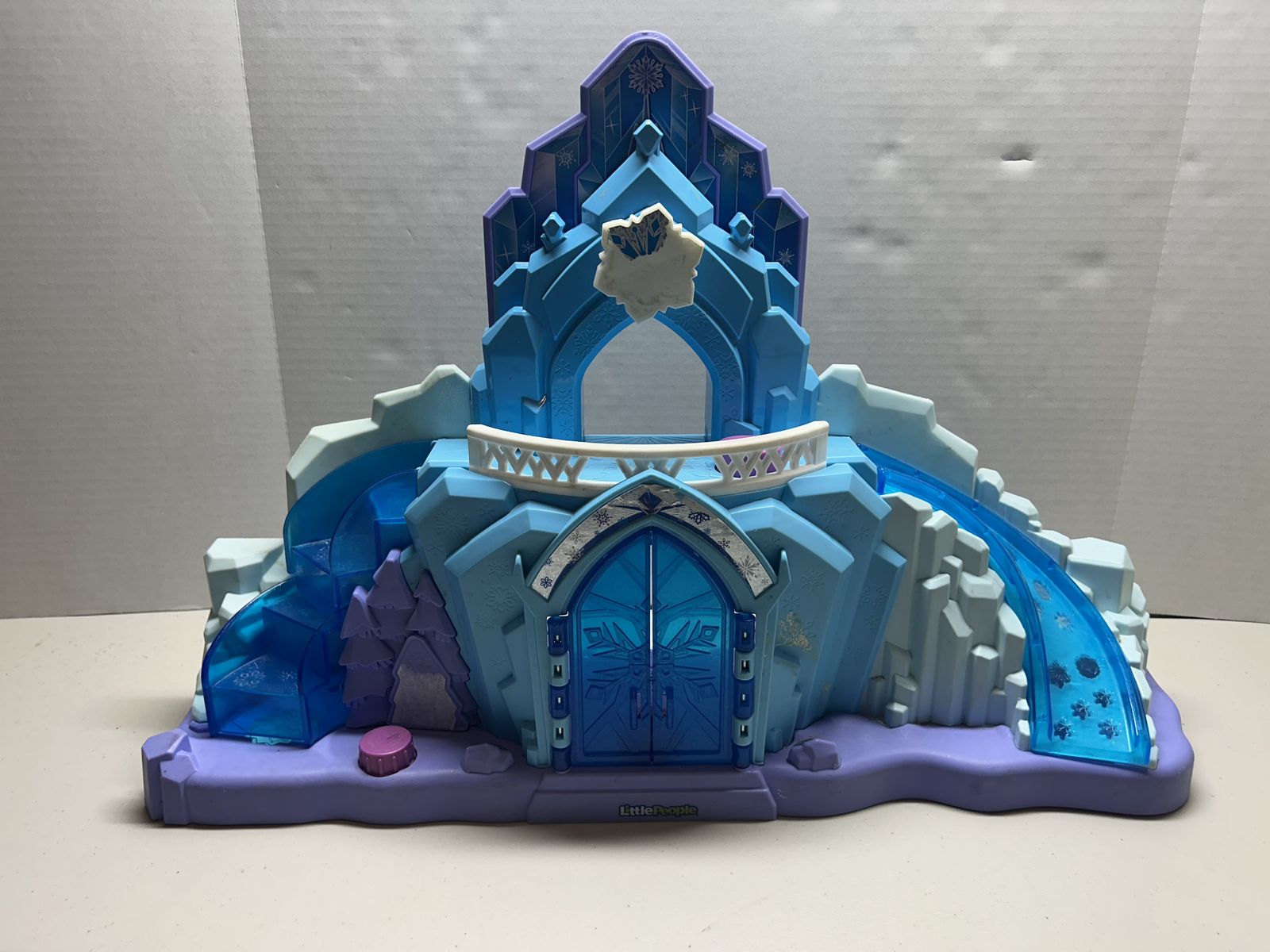 Little People Frozen Castle