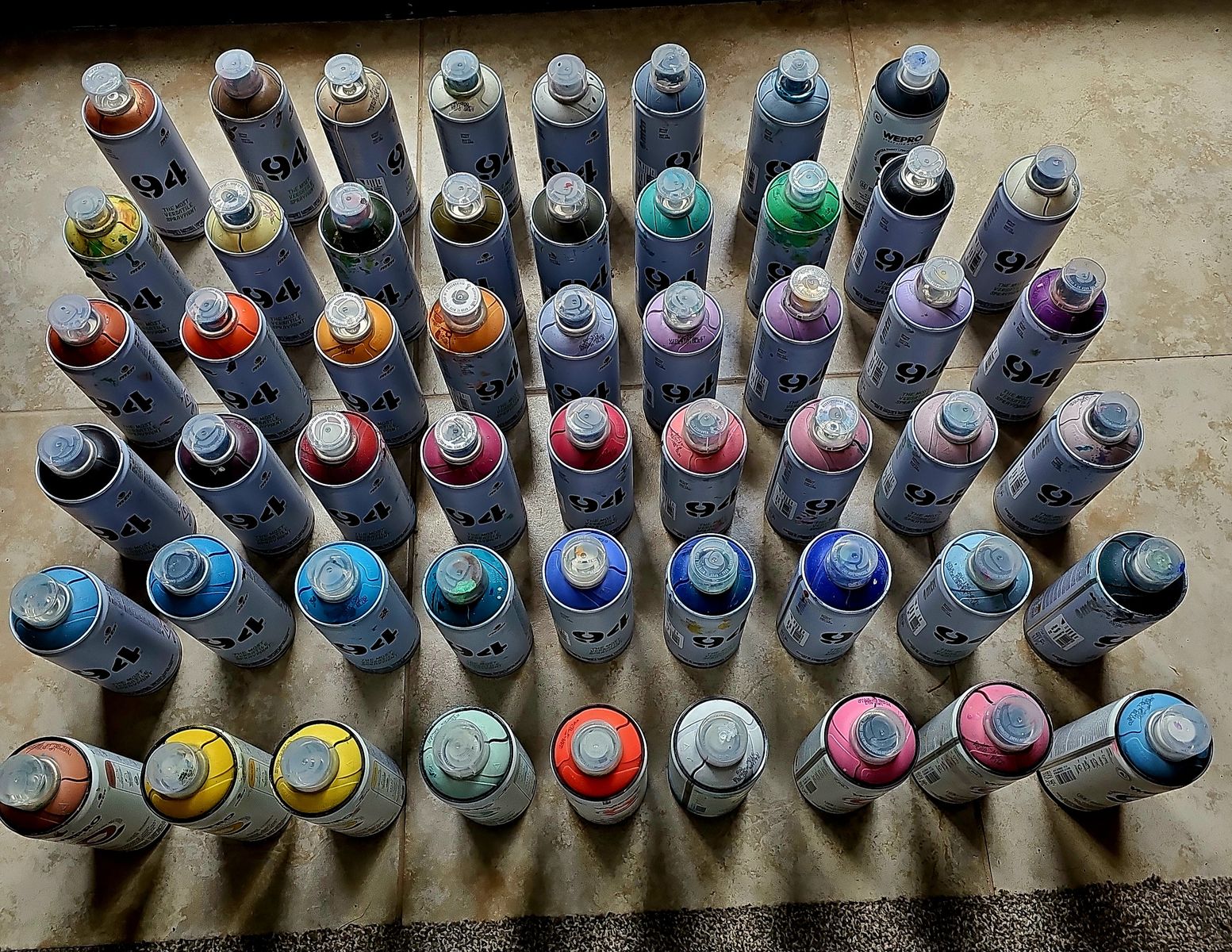 Professional grade spray paints