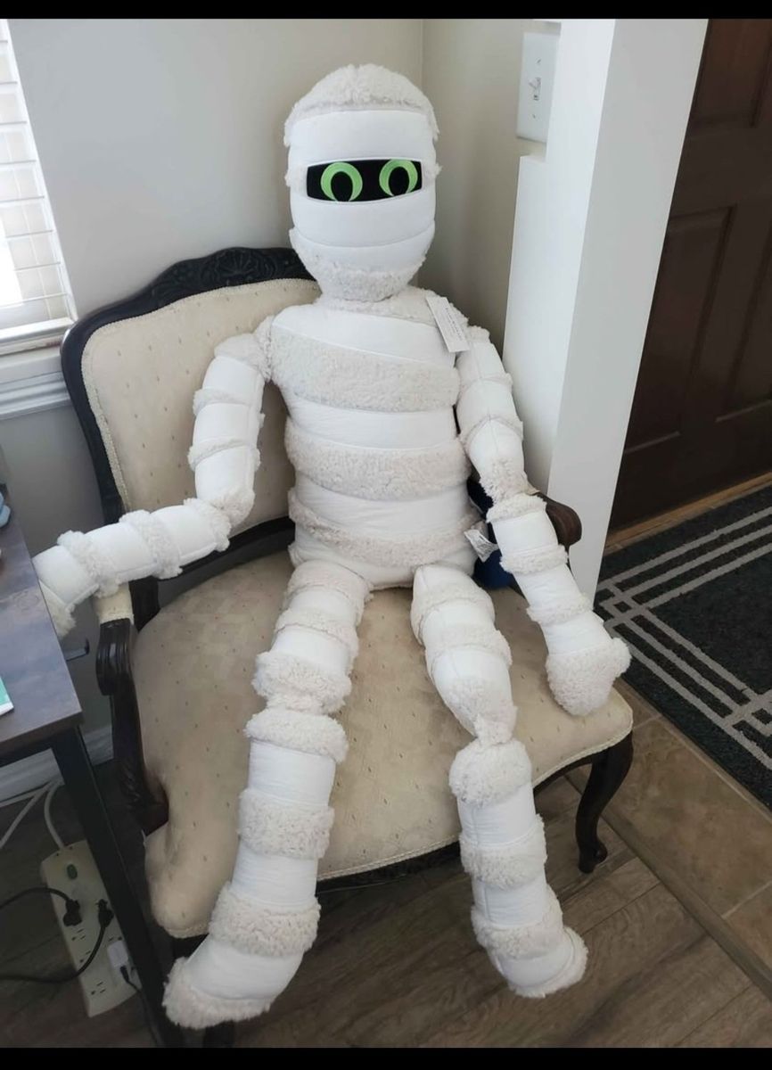 Isaac Mizrahi 5 ft life sized Glow In The Dark Mummy Shaped Pillow NWT
