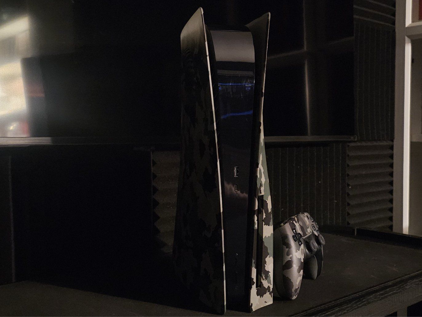 Main image 4