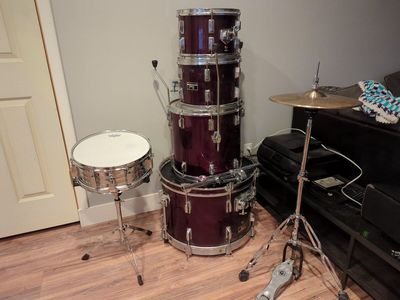 Tama and Pearl Drum Set with Snare and hi-hat Used