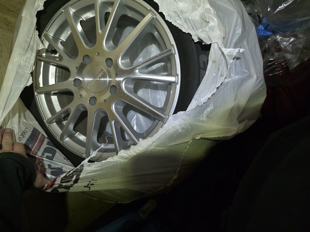 2023 Mazda CX5 wheels and tires