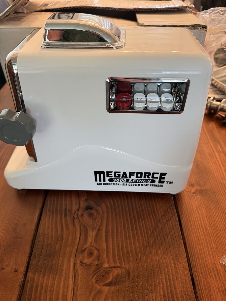 MEGAFORCE 3000 Series Air Cooled Meat Grinder with Multiple Attachments