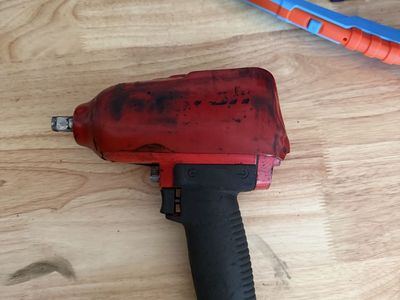 Snap-on Red Pneumatic Air Impact Wrench 1/2 Drive