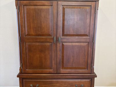 Tv/clothes Armoire