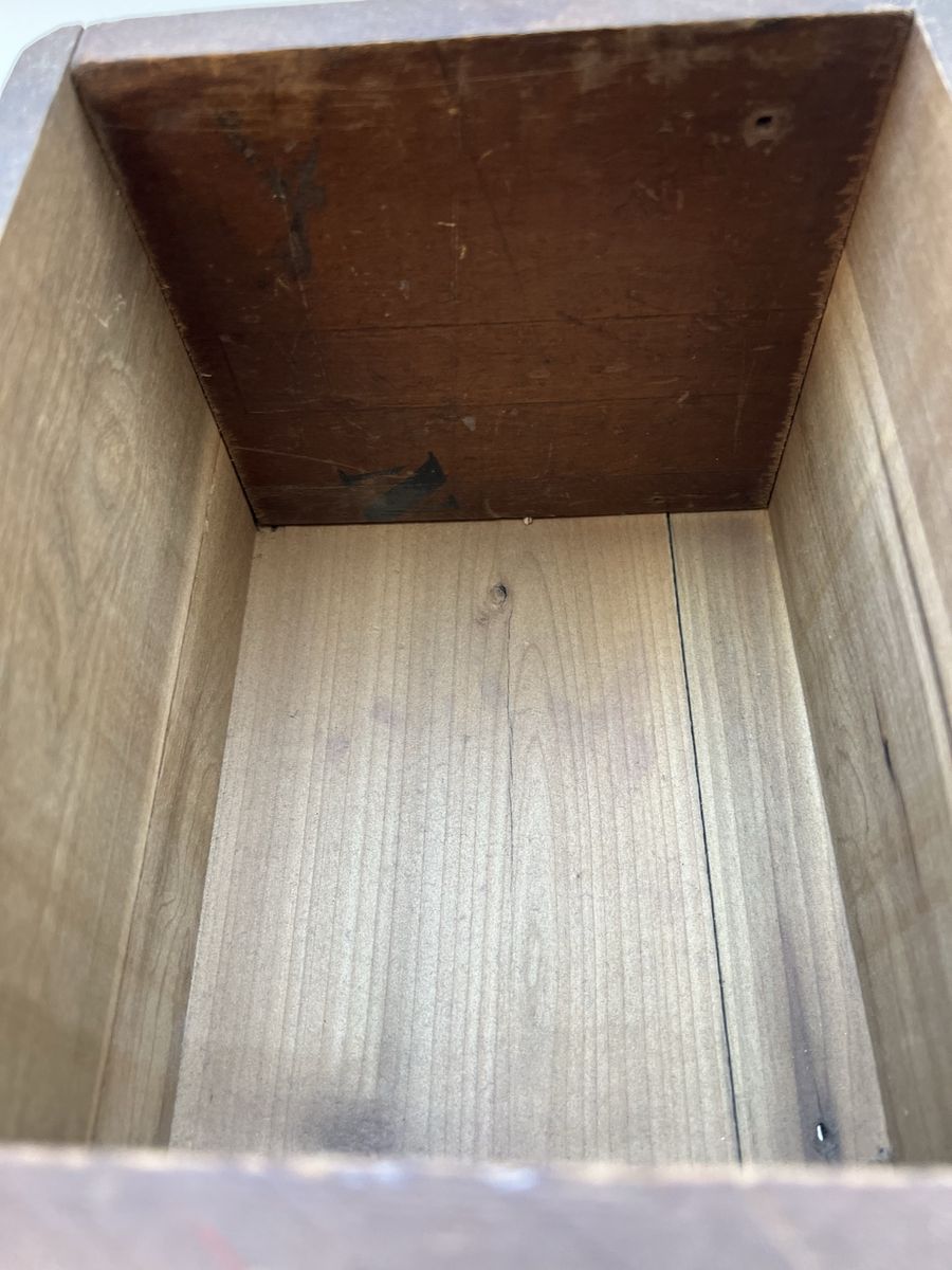 Main image 3