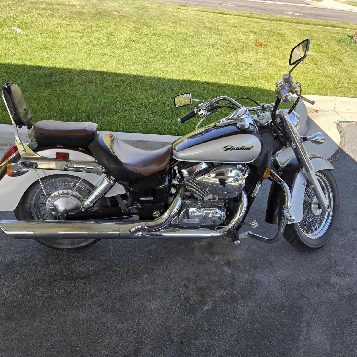 Honda Shadow Motorcycle - Classic Cruiser Style