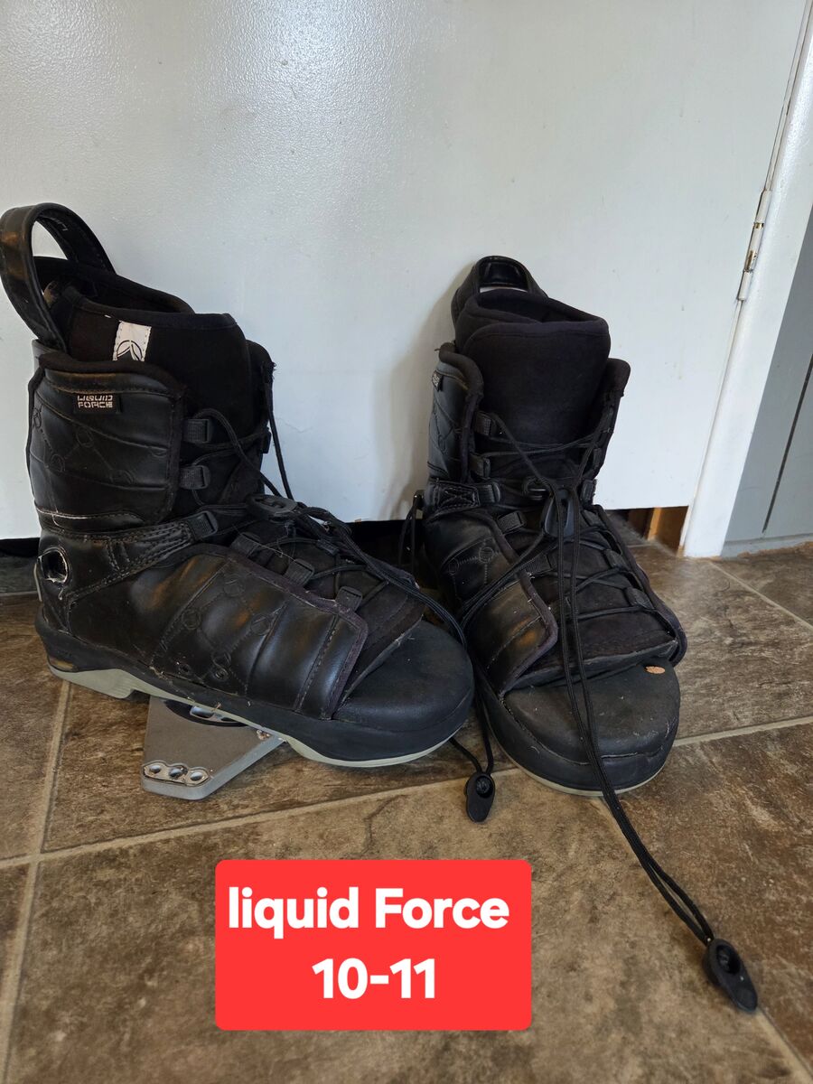 Liquid force wakeboard boots size 10-11