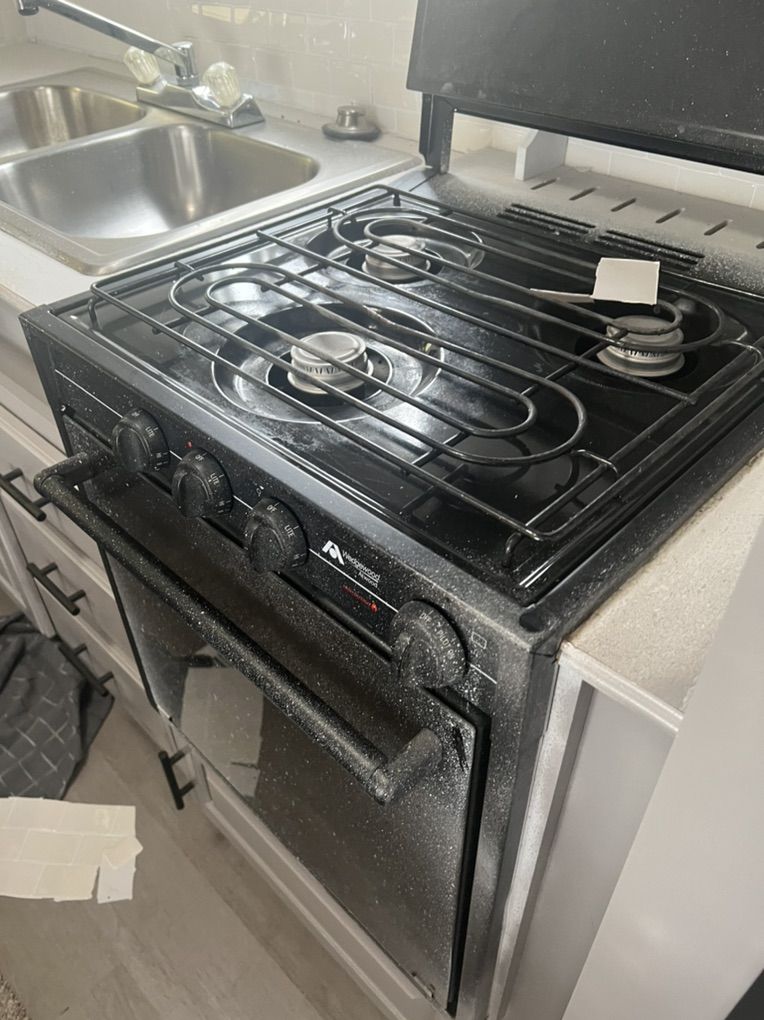 Main image 5