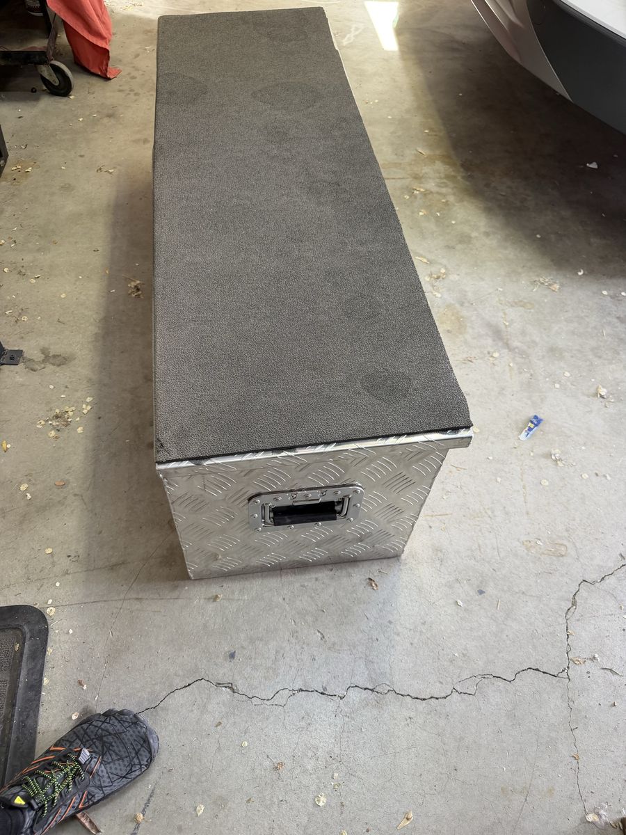 Main image 2