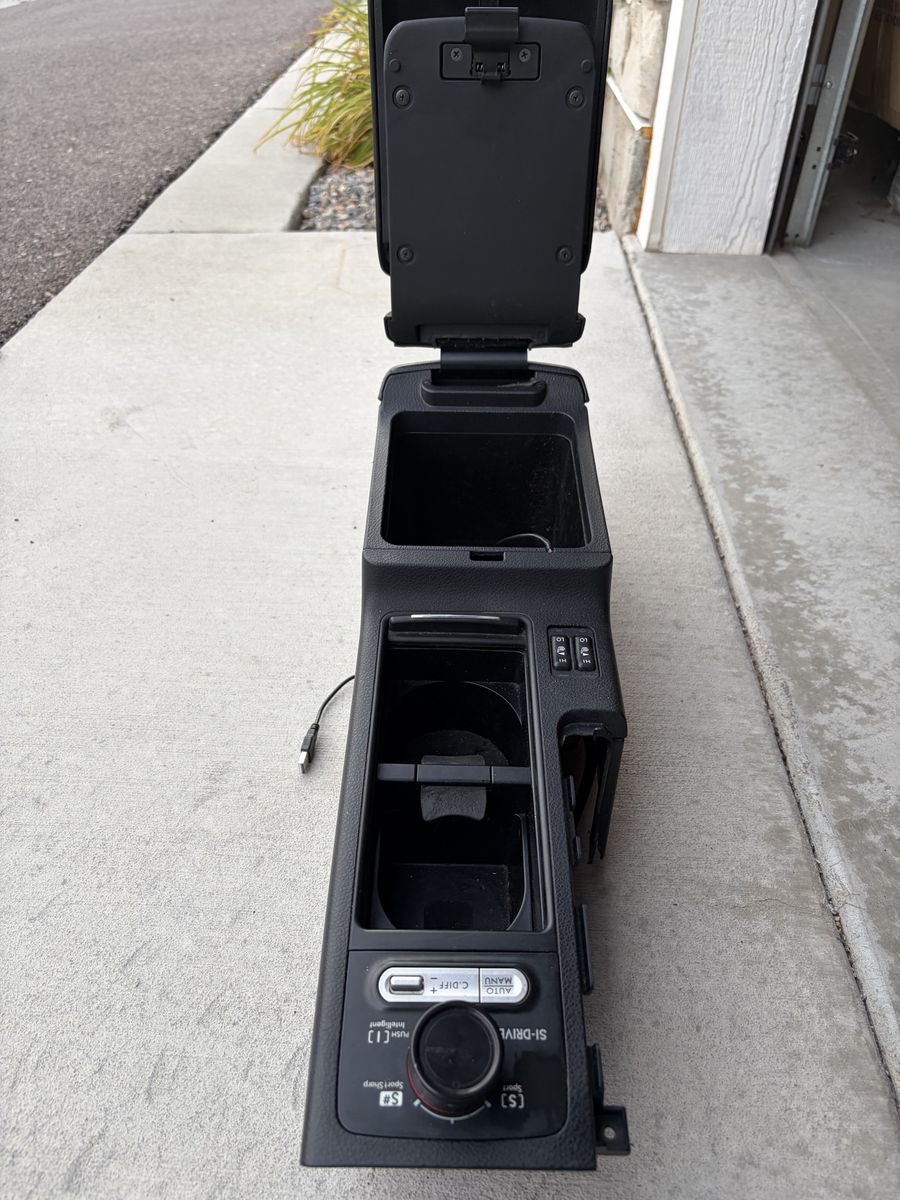 Subaru Center Console with SI-Drive and Armrest Storage Used