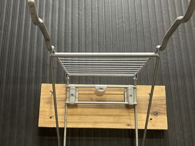 Delta 2 Bike wall mounted Bike Rack