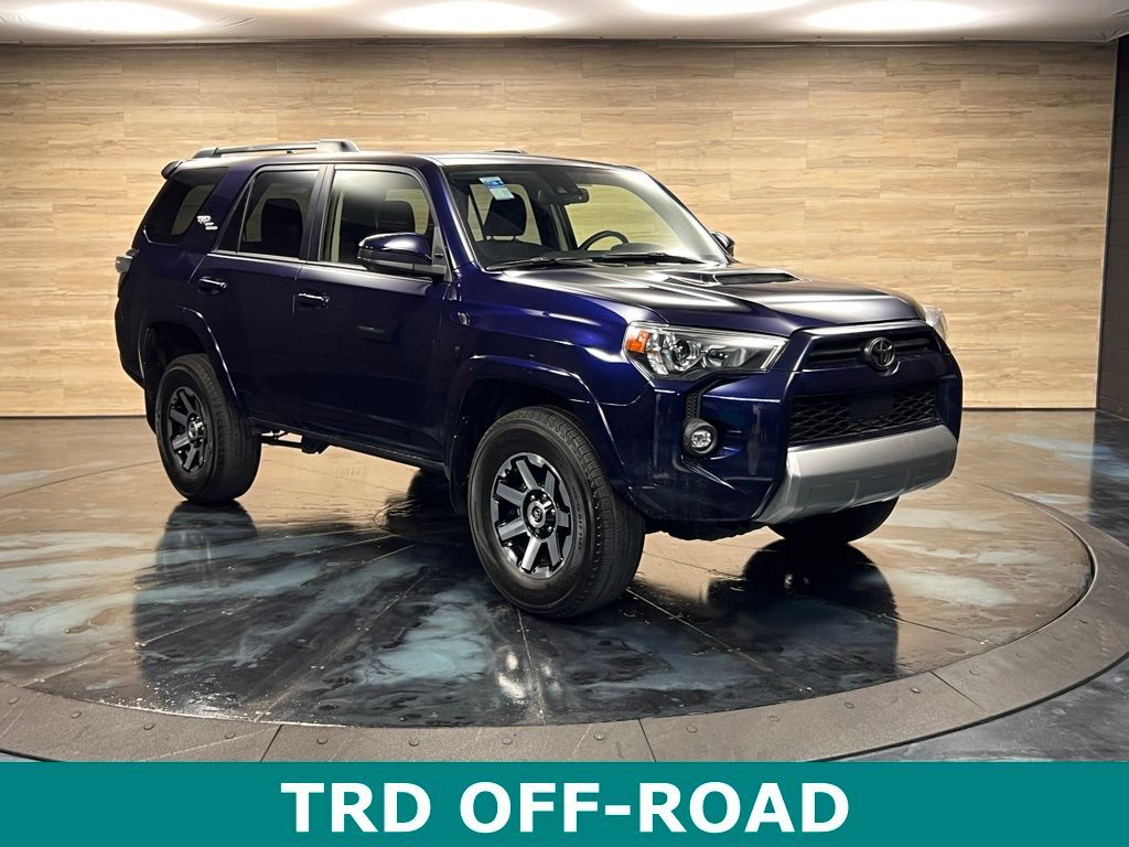2024 TOYOTA 4RUNNER TRD Off-Road