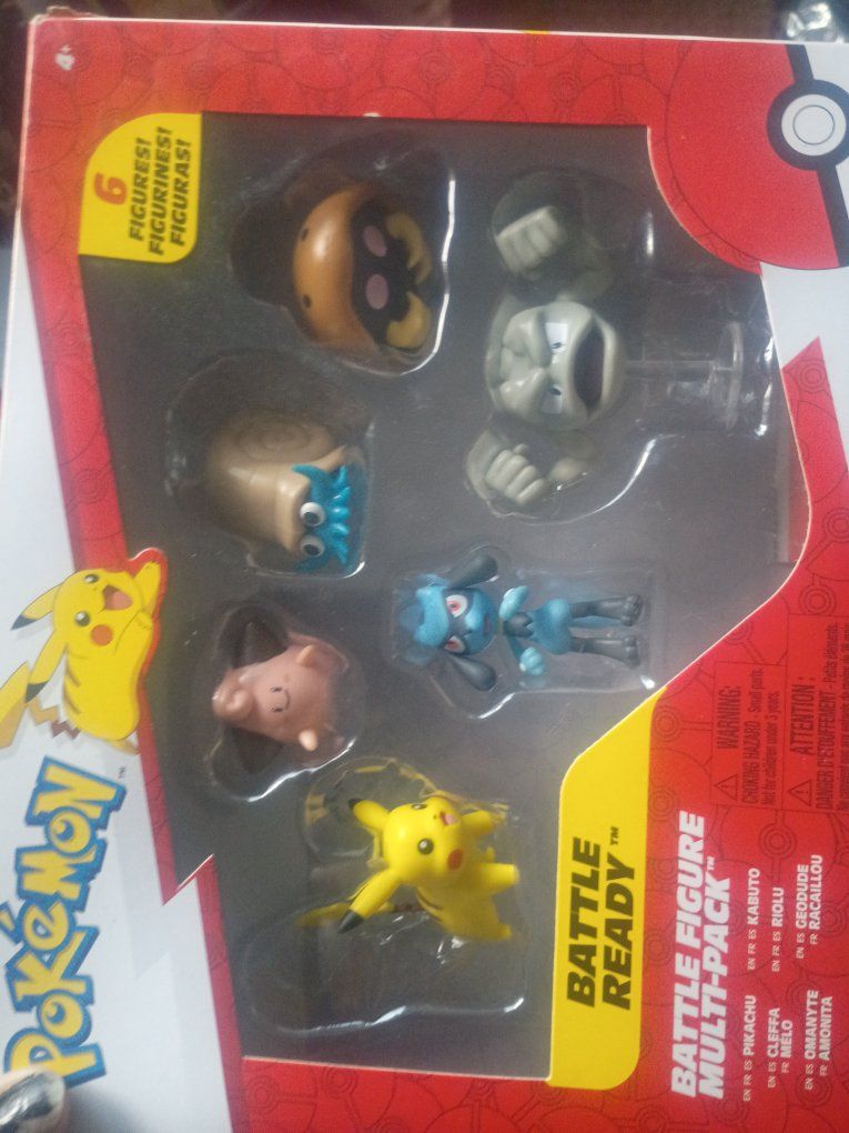 Pokemon battle figure pack