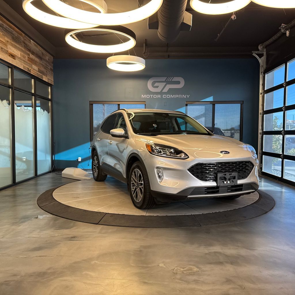 2020 Ford Escape SEL