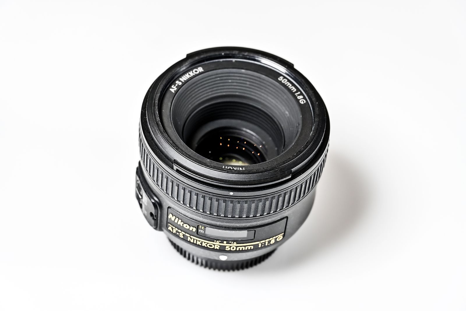 50mm NIKON G F/1.8 Near mint lens