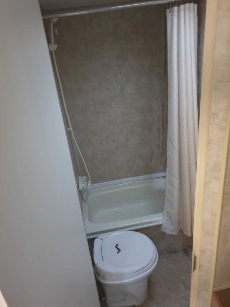 Main image 6