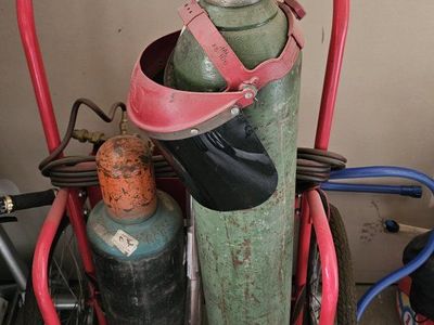 Cart with Oxygen & Acetylene Tanks and Regulators and accesories