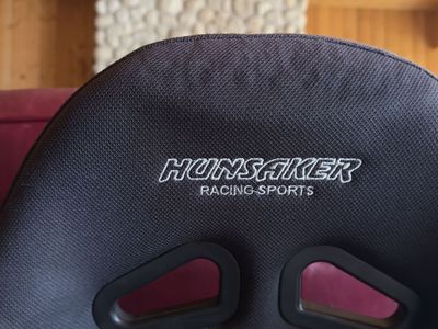 Hunsaker Racing car seats