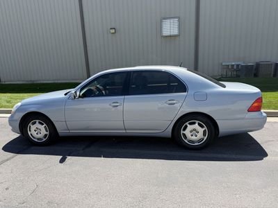 2002 Lexus LS Base