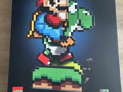 LEGO Super Mario World: Mario & Yoshi 71438