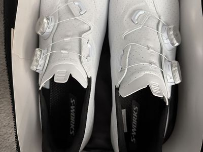 New SWORKS TORCH shoes 44 wide.