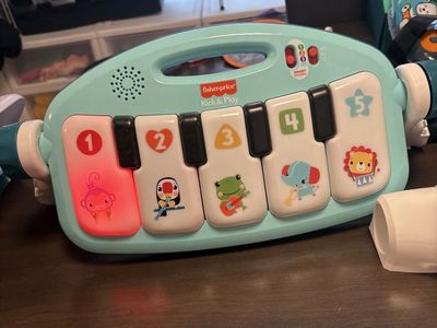 Fisher Price Glow & Grow Kick and Play Gym