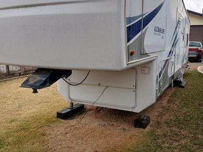 2007 Holiday Rambler fifth wheel trailer