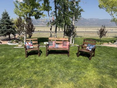 Bench and Chairs set