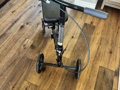 Knee Scooter