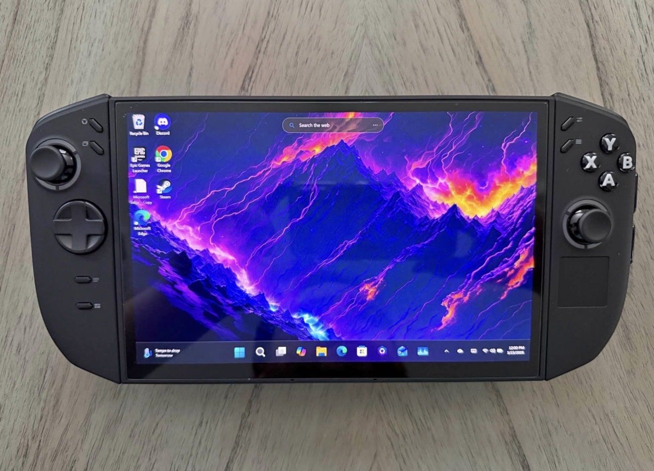 Lenovo Legion Go 2 Z2 Handheld Gaming PC - Excellent Condition w/ Case, Charger, Dock & Screen Protector