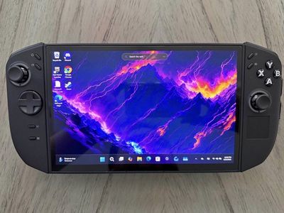 Lenovo Legion Go 2 Z2 Handheld Gaming PC - Excellent Condition w/ Case, Charger, Dock & Screen Protector