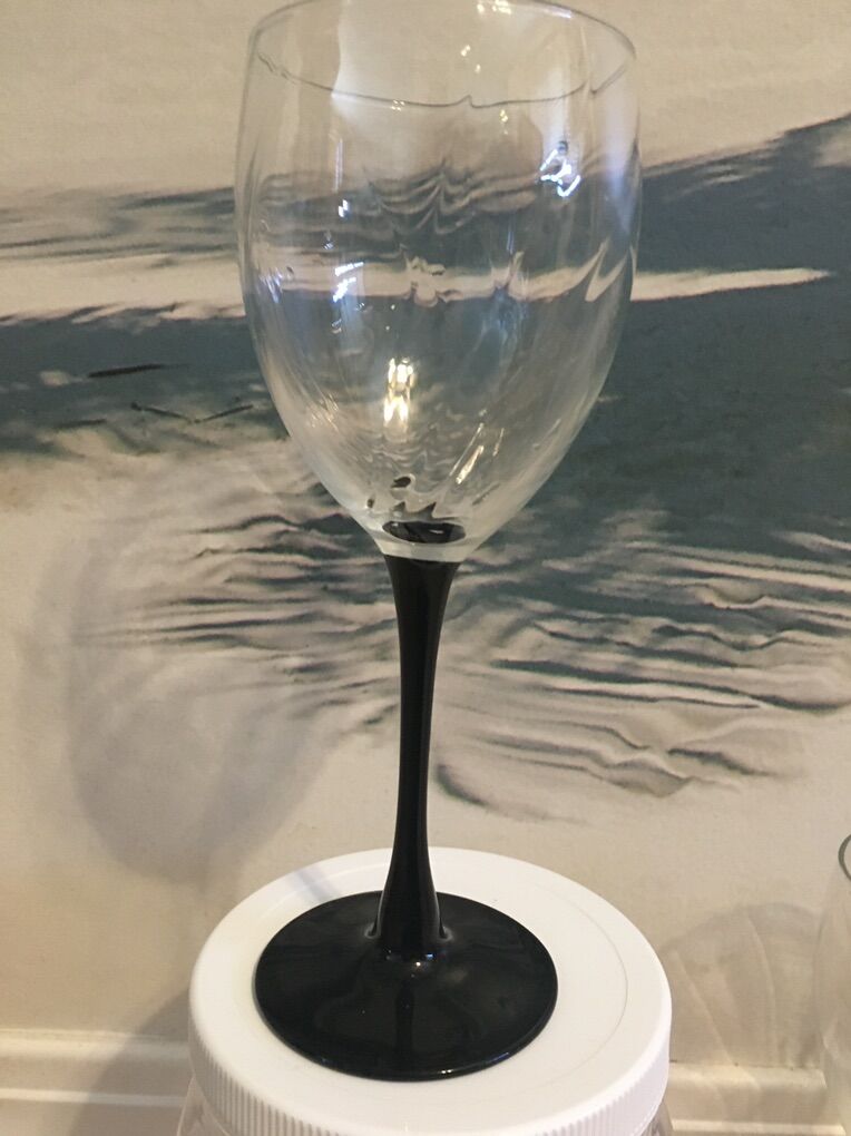 Wine & Champagne Glasses