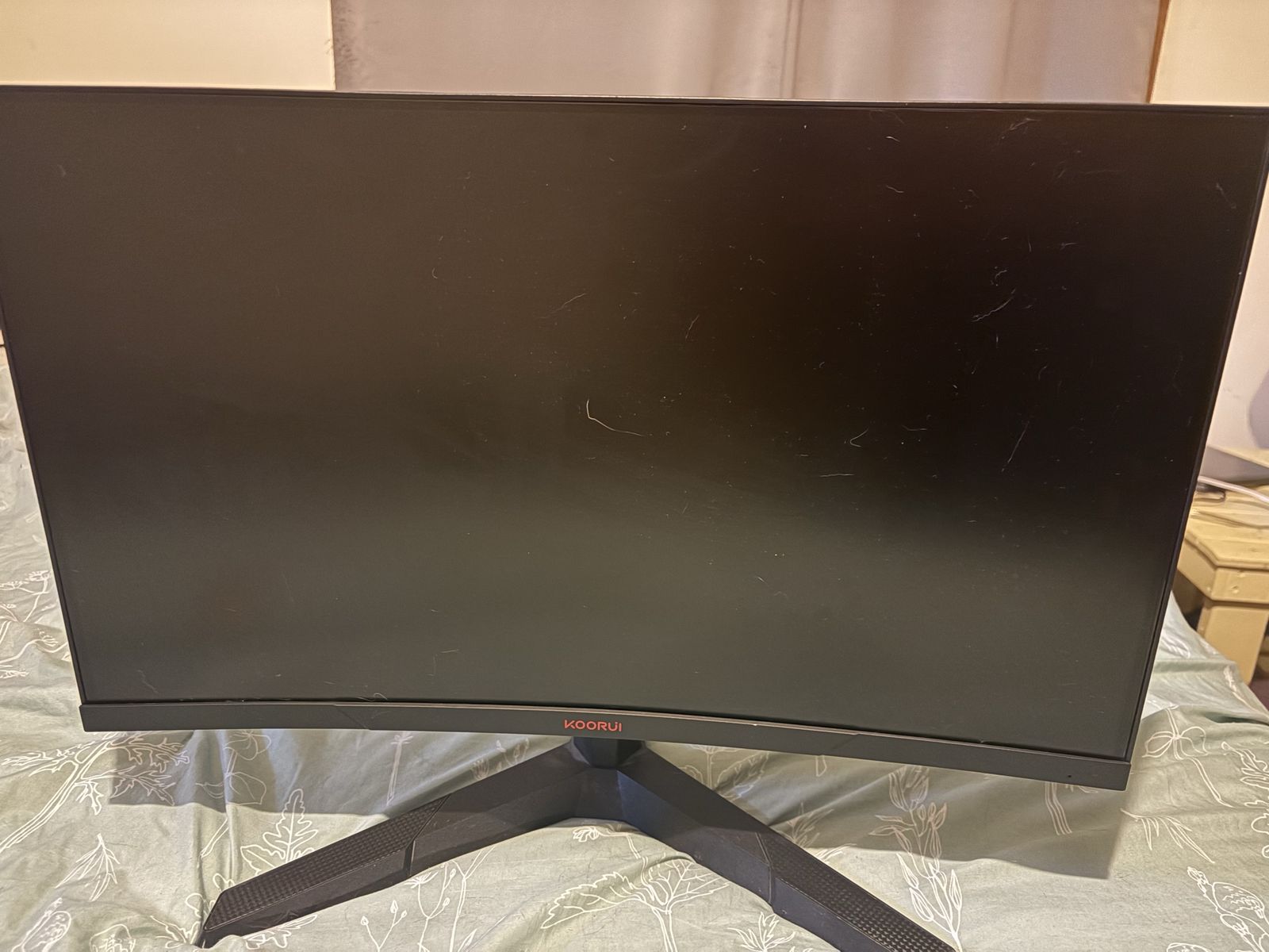 Koorui Curved Gaming Computer Monitor with Stand - Black