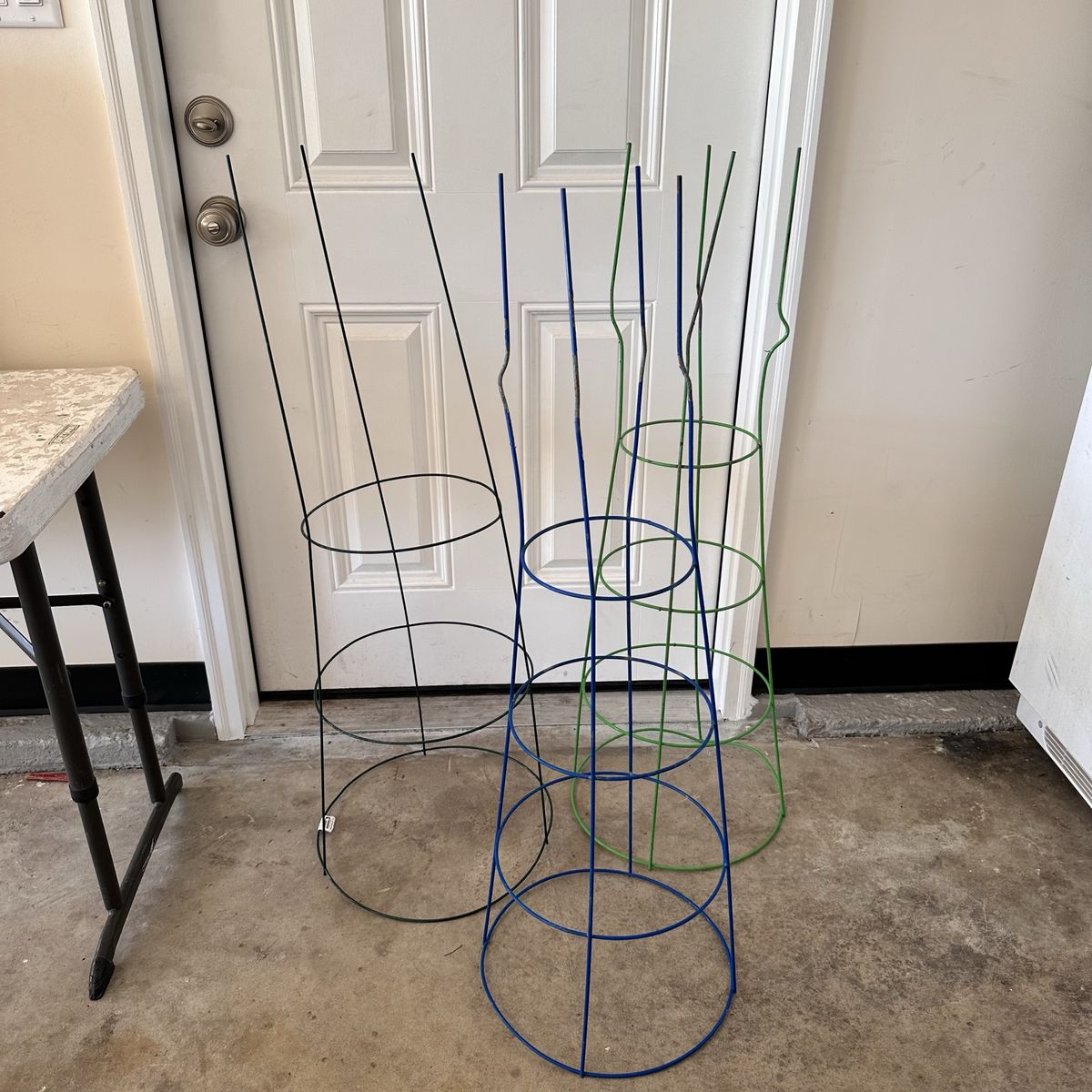 Galvanized Tomato Color Cages
