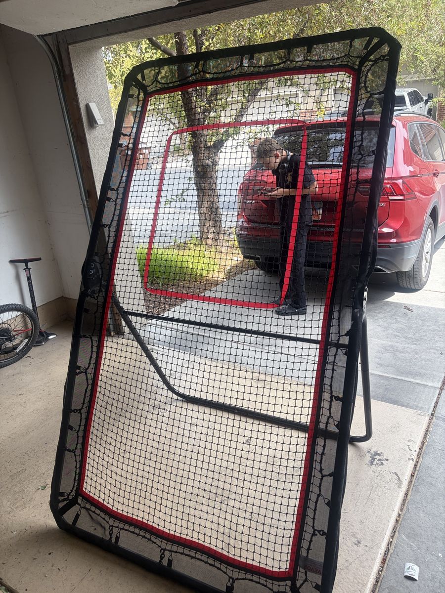 Rebounder Training Screen - Black & Red Frame