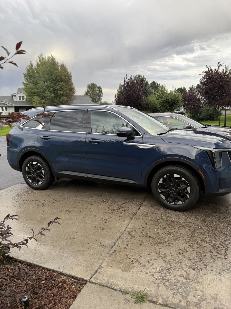 2024 Kia Sorento S