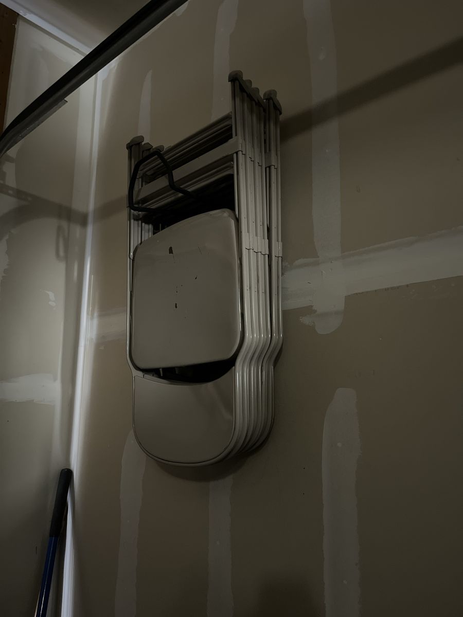 Main image 2