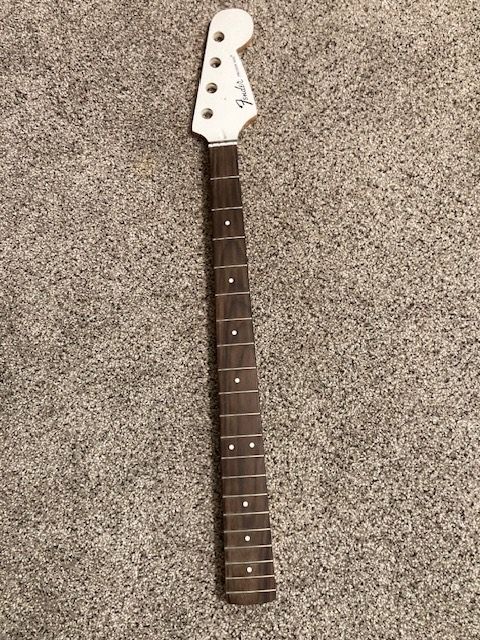 Bass guitar neck (READ DESCRIPTION)