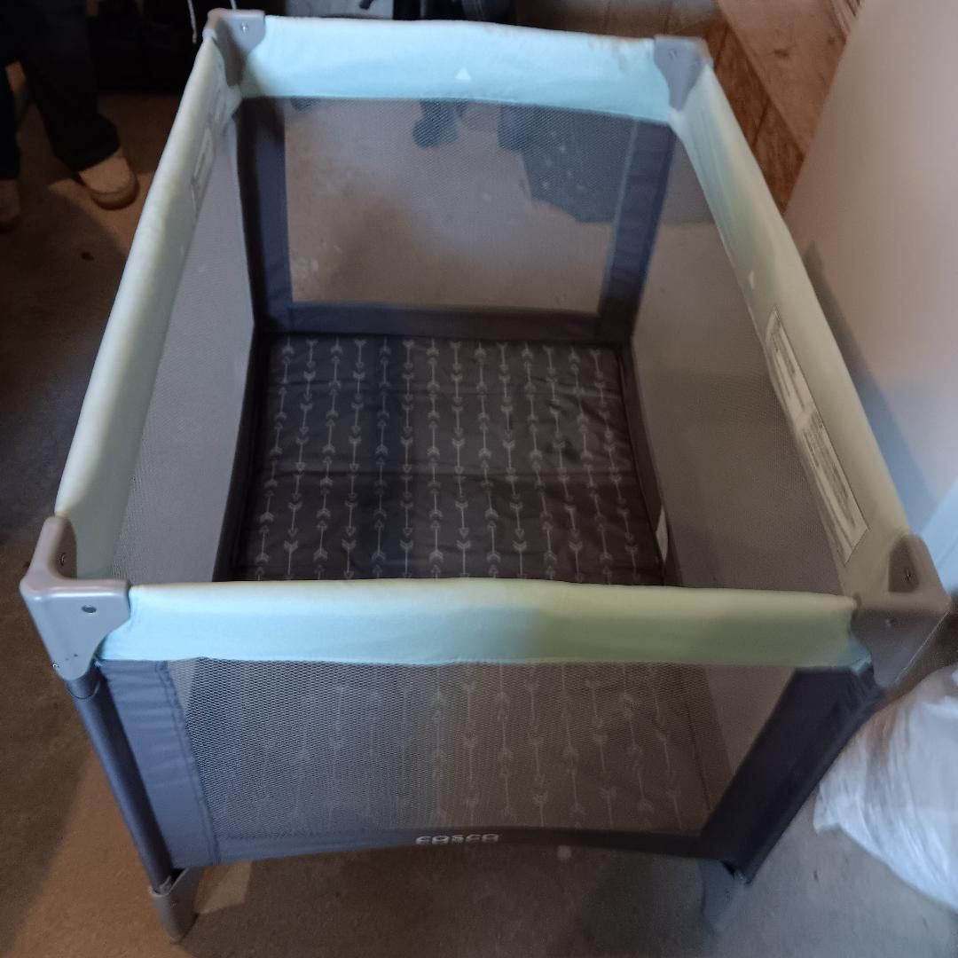 Cosco Funsport Portable Playard - Gray/Mint Green Pack 'n Play with Mattress