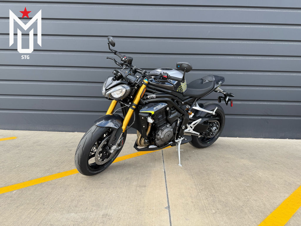 2025 Triumph 1200 RS