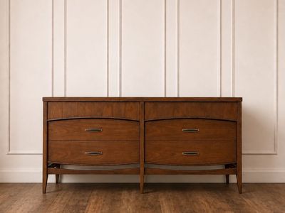 Beautiful Walnut Mid Century Modern Dresser