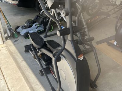 Sole E25 Eliptical