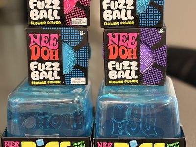Needoh Fuzz Ball Flower Power or NiceBerg