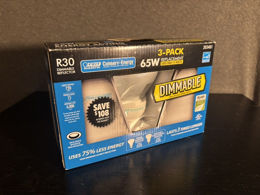 Dimmable Light Bulbs. 3 Pack.